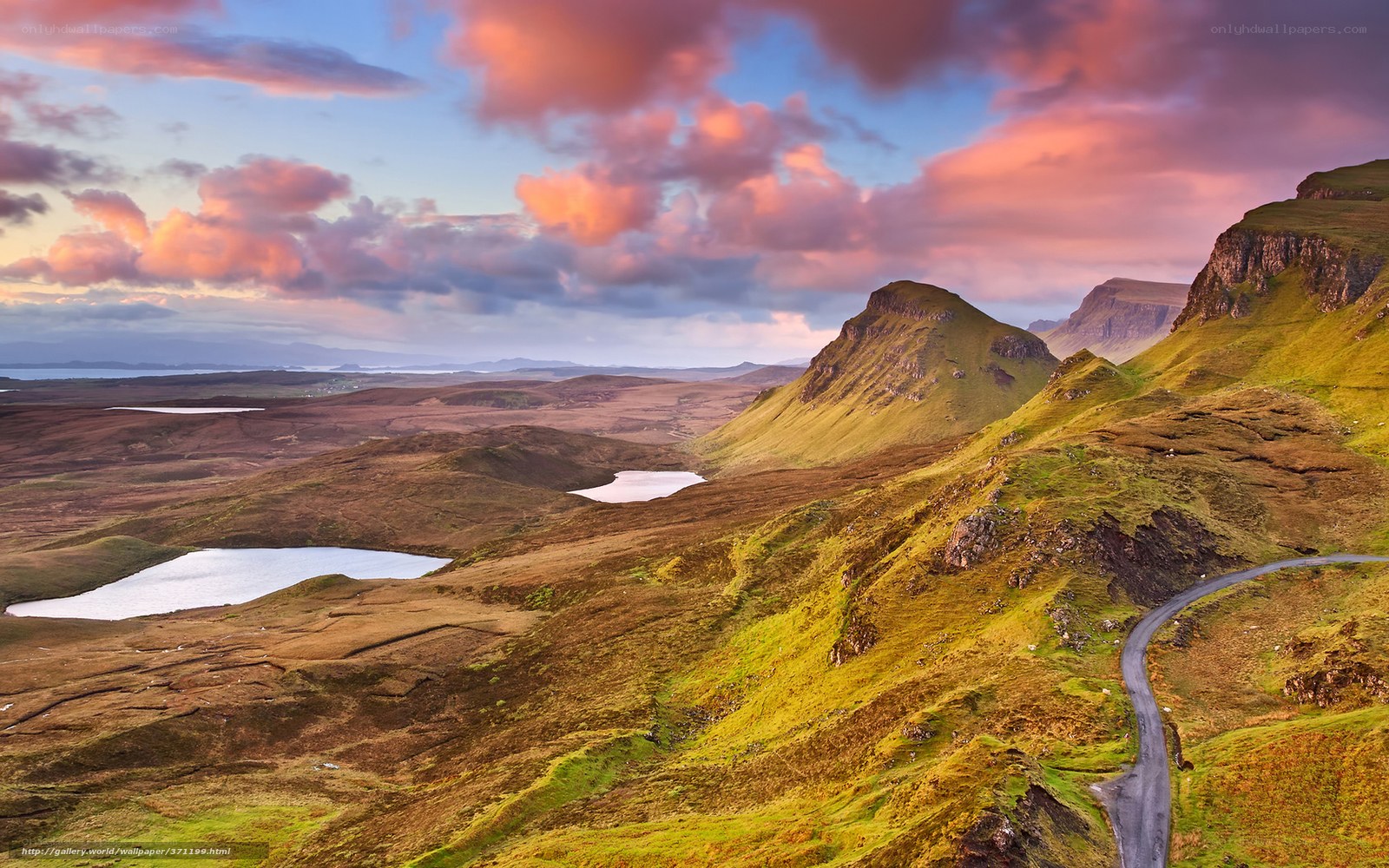 Scenic Highlands at Sunset