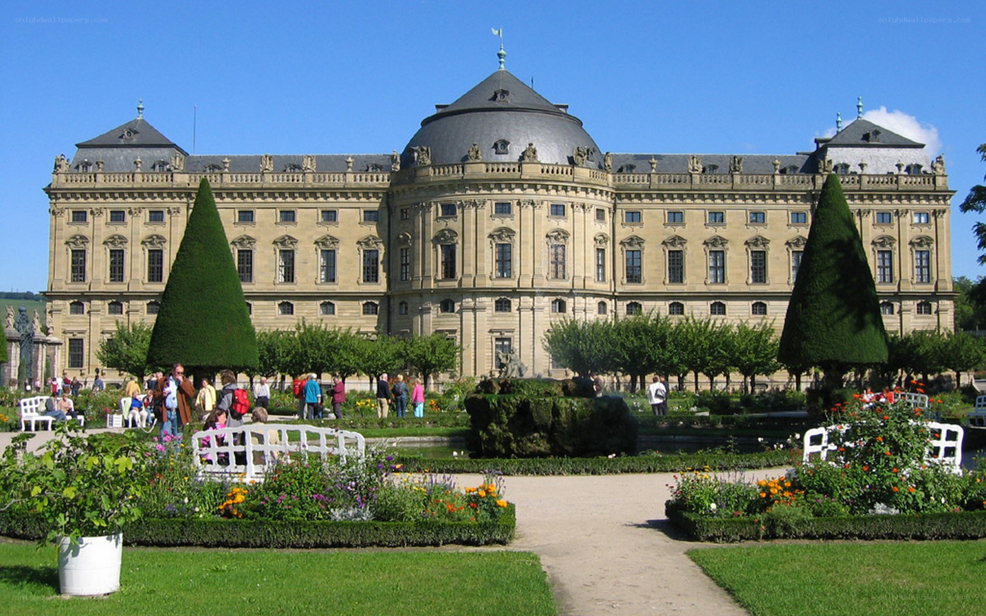 Schloss Hof palace and gardens
