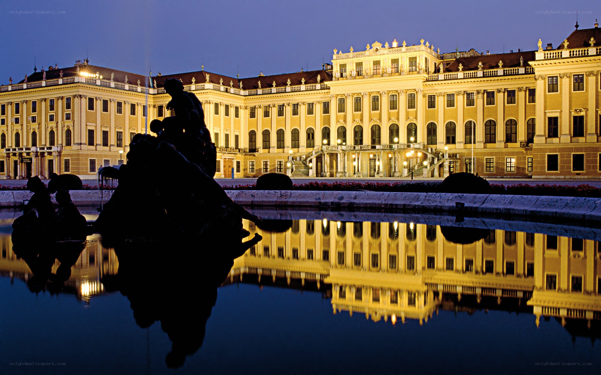 Schonbrunn Palace at dusk