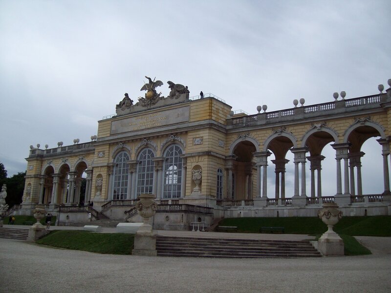 Schonbrunn Palace facade