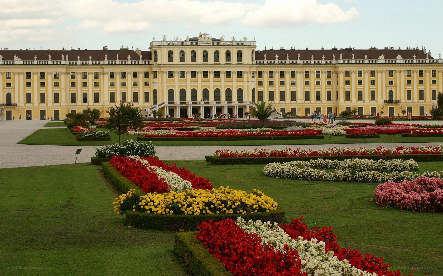 Schonbrunn Palace gardens