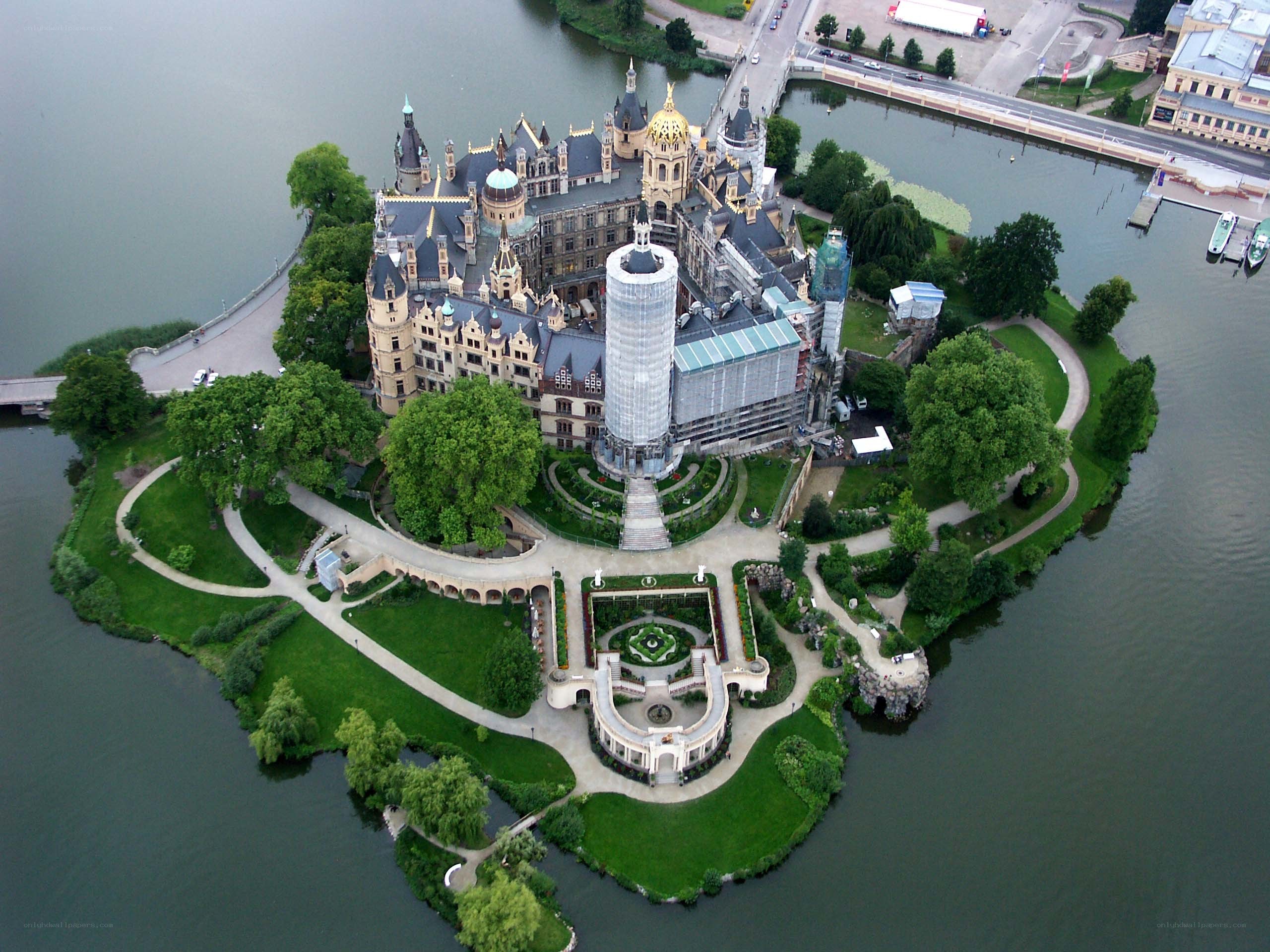 Schwerin Castle aerial view