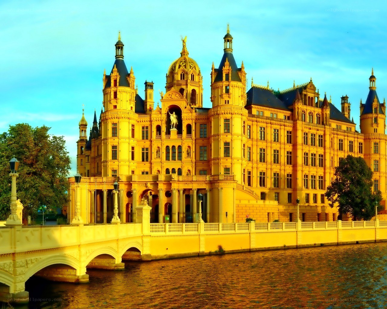 Schwerin Castle at sunset