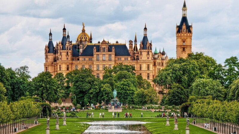 Schwerin Castle — Green, Serene, Afternoon