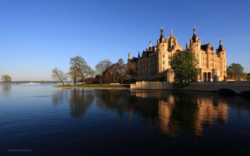 Schwerin Castle on a sunny day