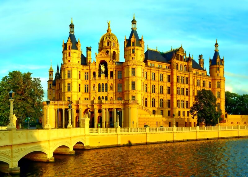 Schwerin Castle — Yellow, Serene, Sunset