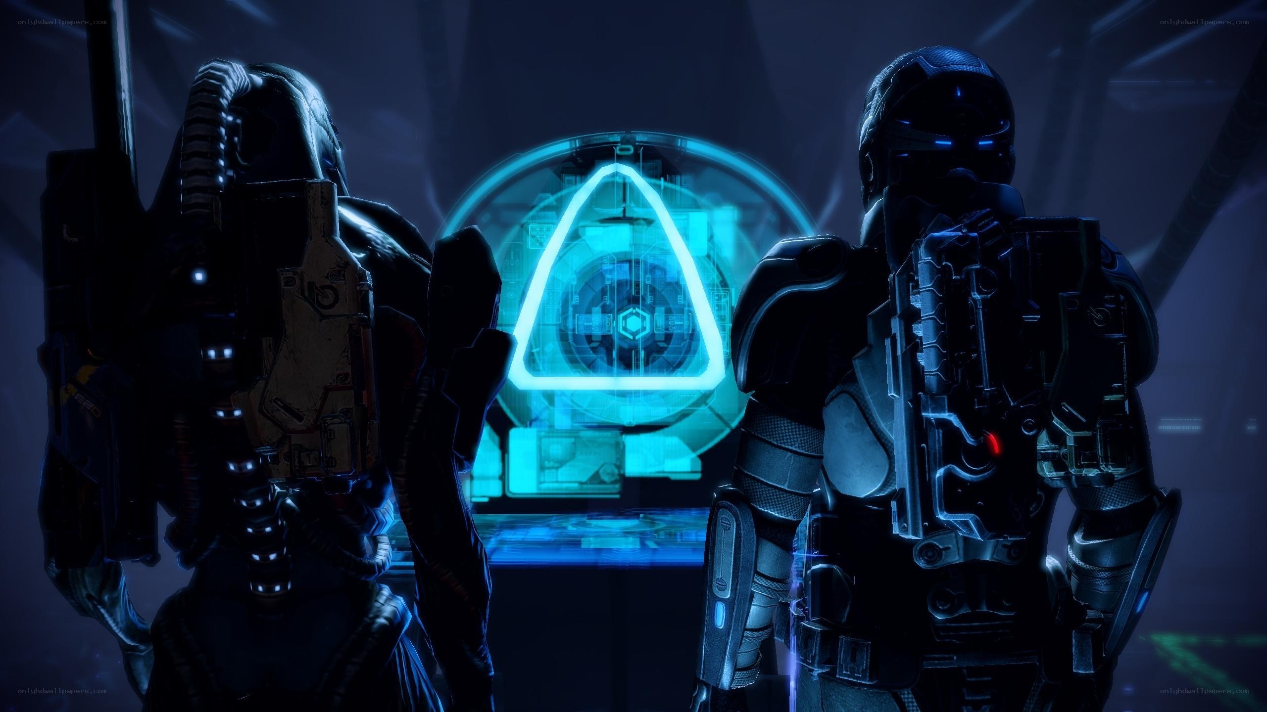 sci-fi soldiers at terminal
