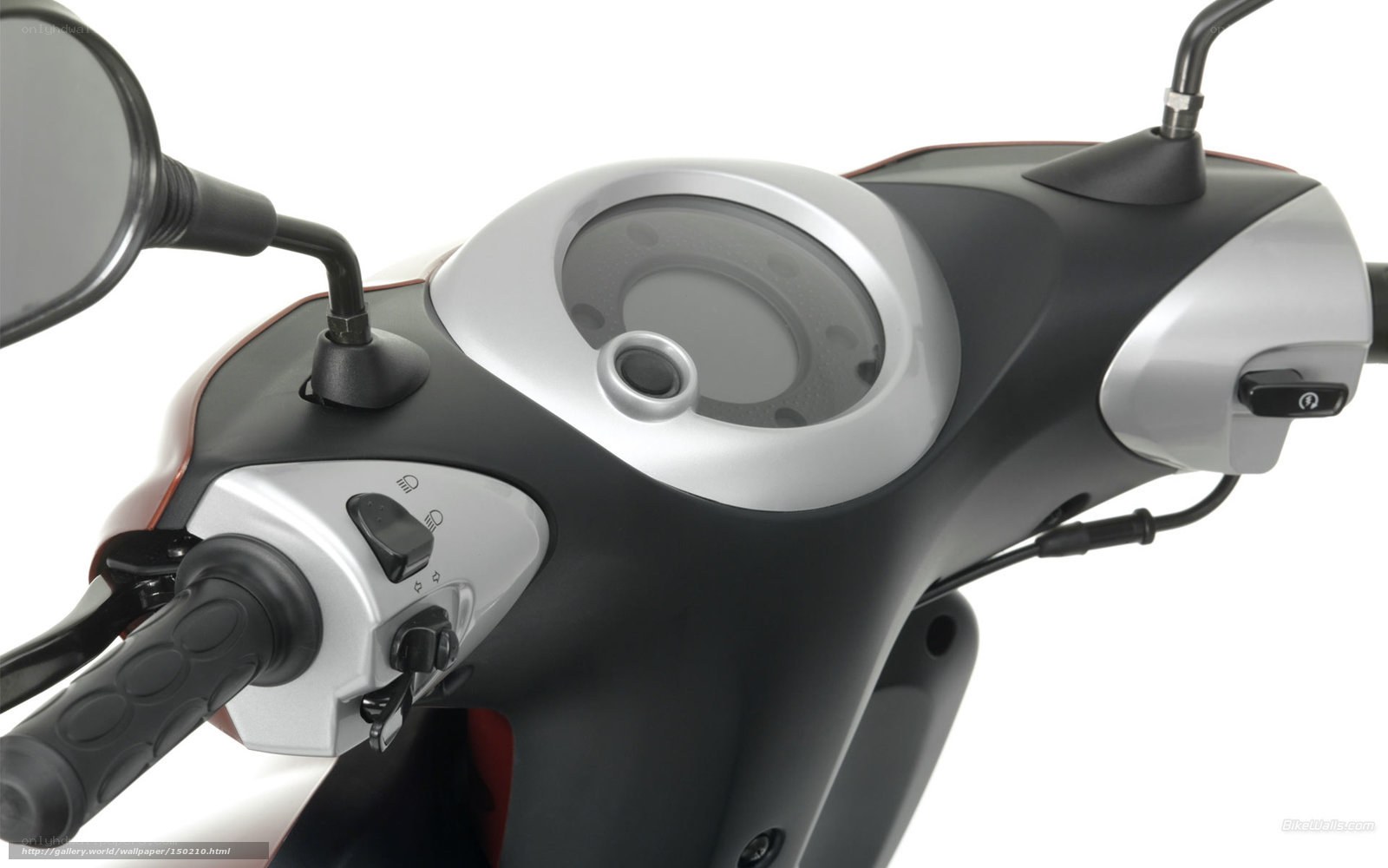 scooter handlebar close-up