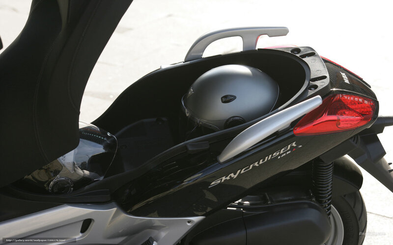Scooter helmet storage