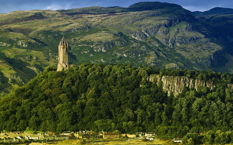 Scottish Monument Tower — Green