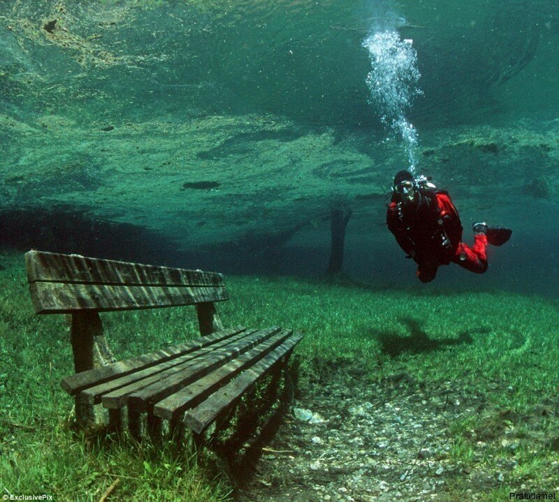 Scuba Diver Underwater — Green