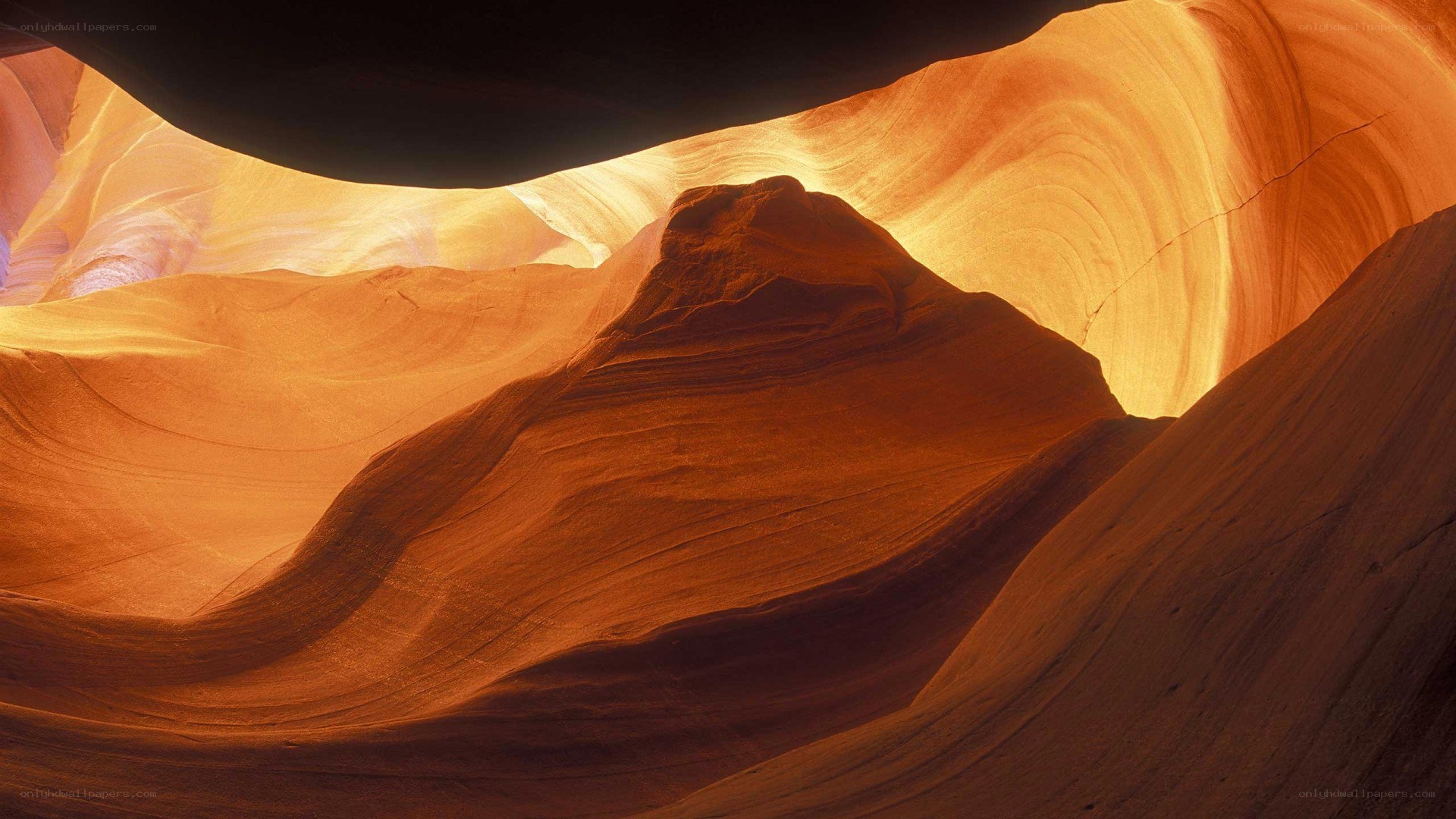 Sculpted sandstone canyon