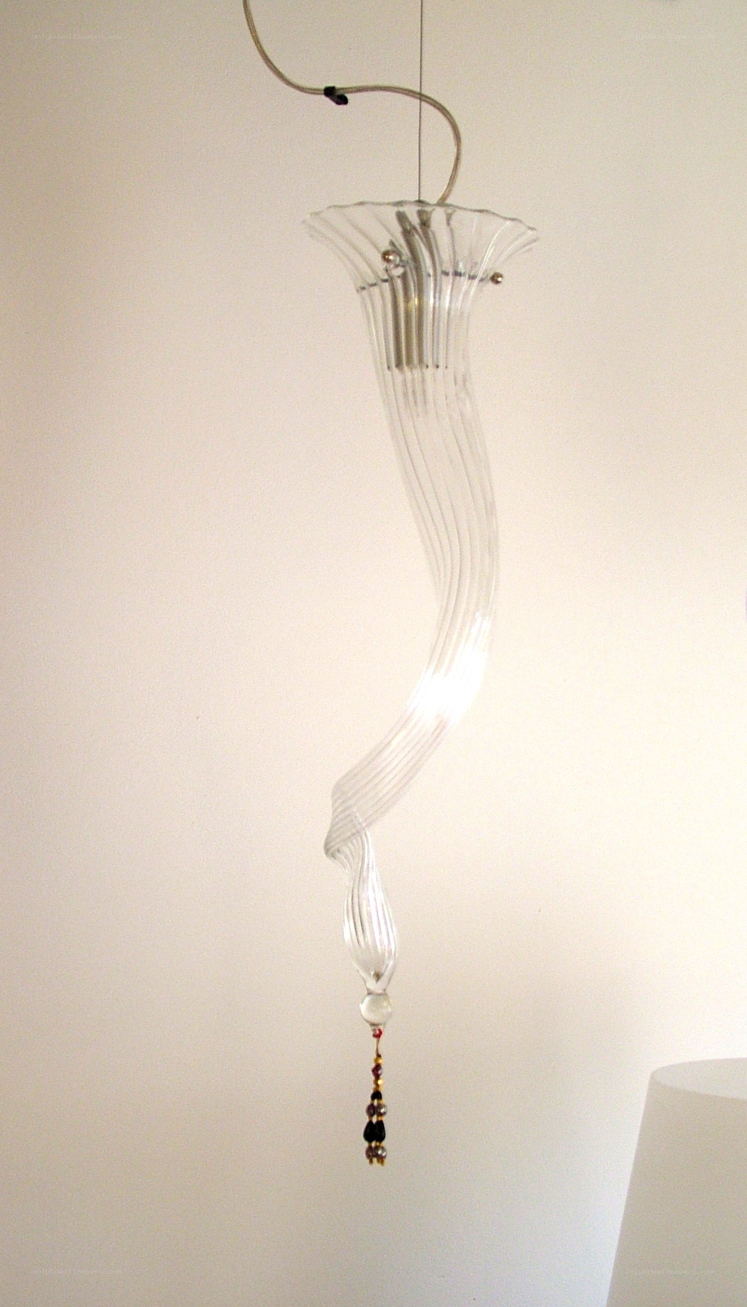 Sculptural glass pendant light
