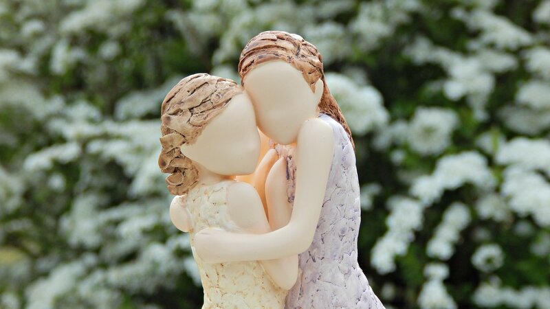 sculpture of embracing figures