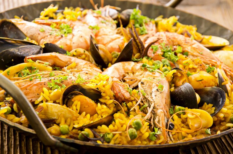 Seafood Paella in Pan — Yellow