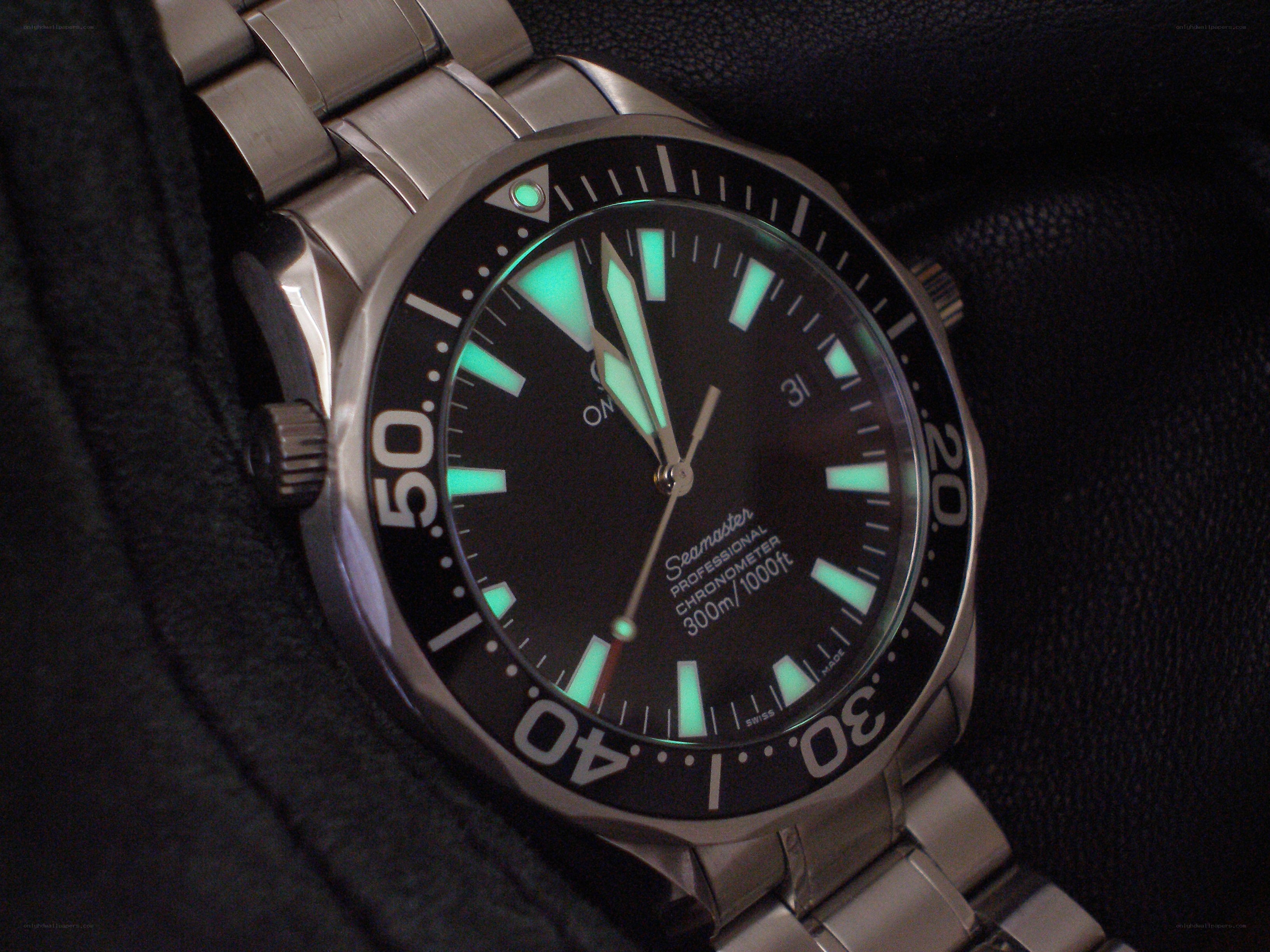 Seamaster watch with luminescent dial