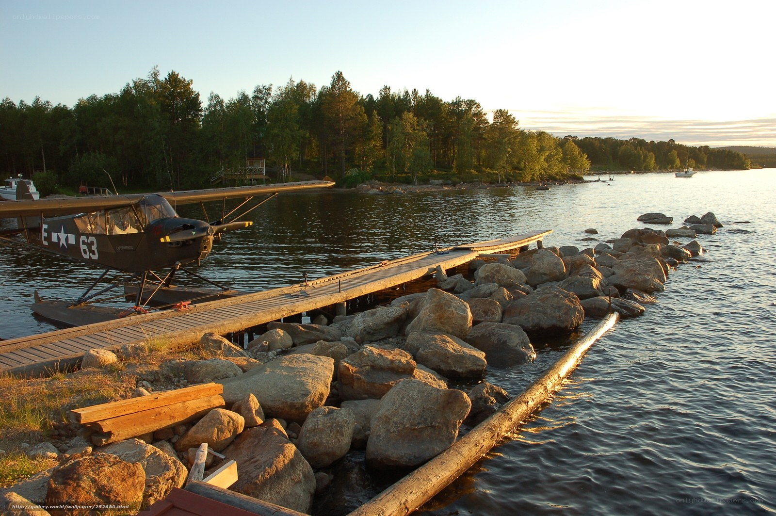 Seaplane at a lakeside dock