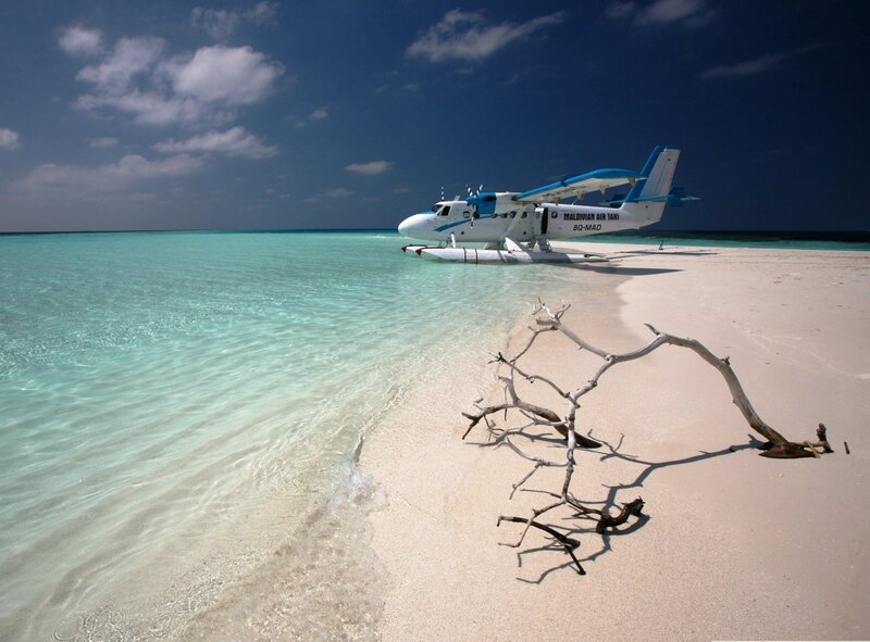 Seaplane on Beach — Blue