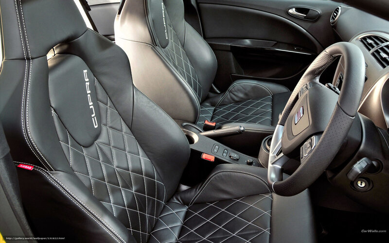 SEAT Cupra interior