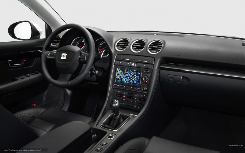 SEAT Leon interior dashboard