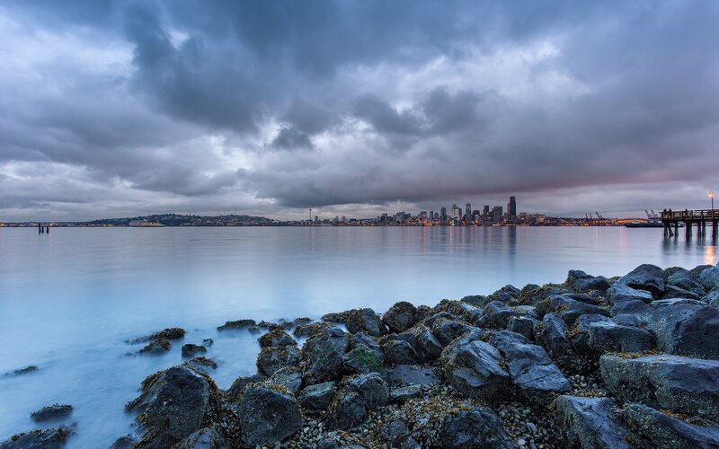 Seattle skyline at dusk
