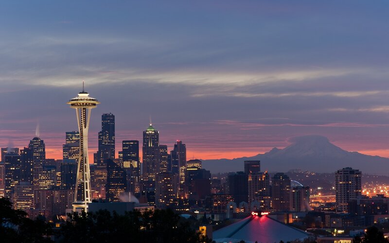 Seattle skyline at dusk