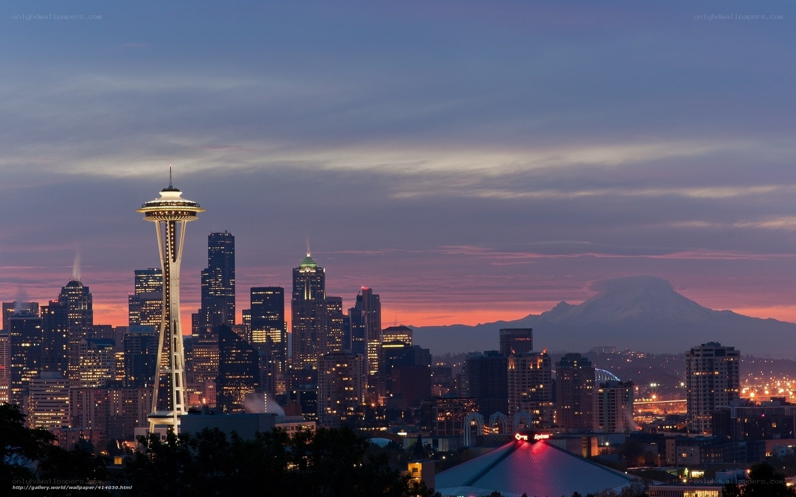 Seattle skyline at dusk