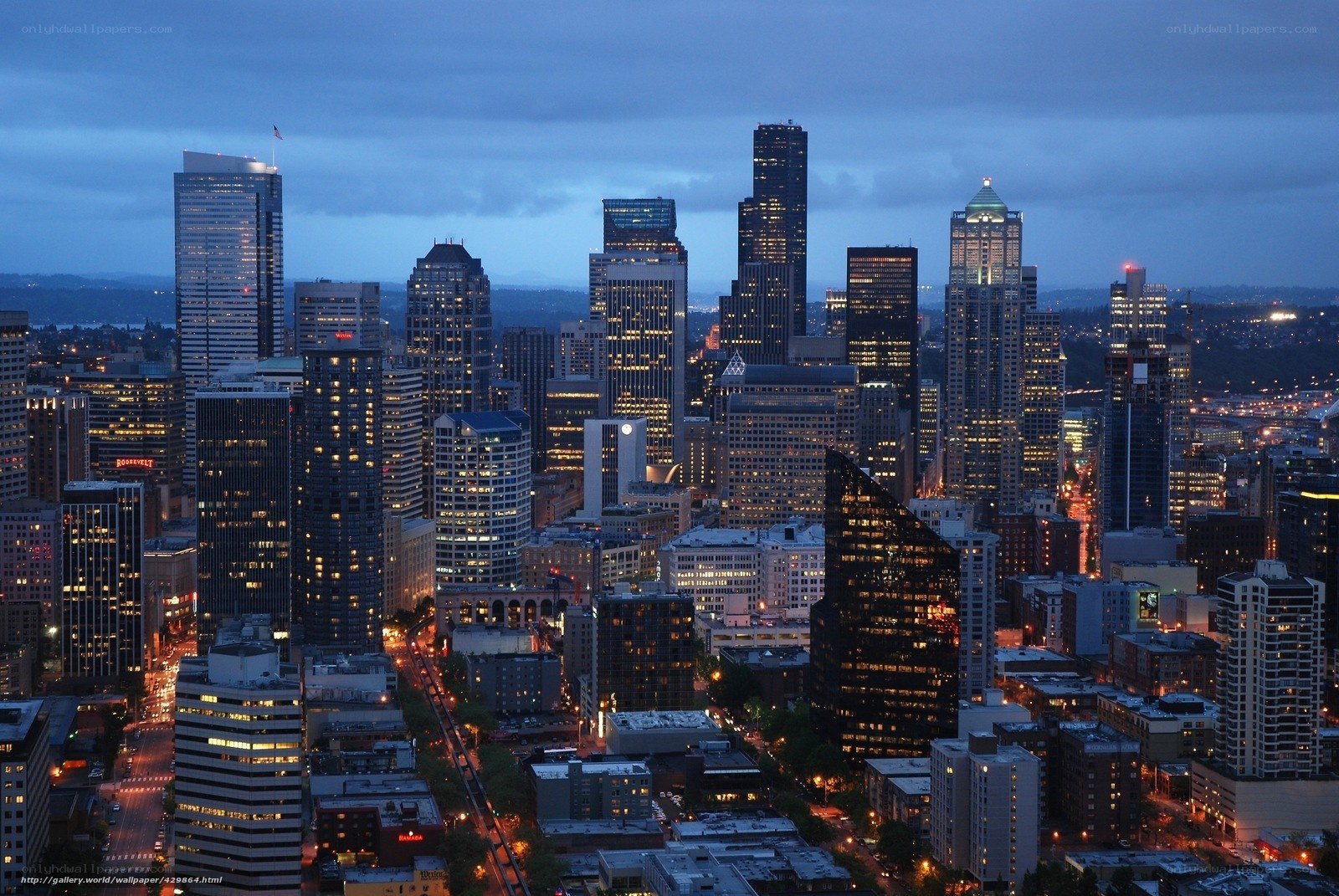 Seattle skyline at dusk