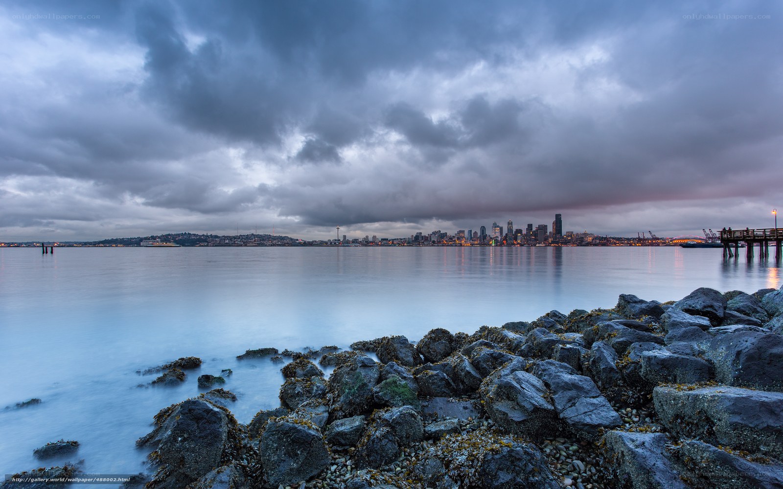Seattle skyline at dusk