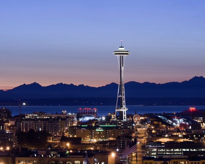 Seattle skyline at dusk