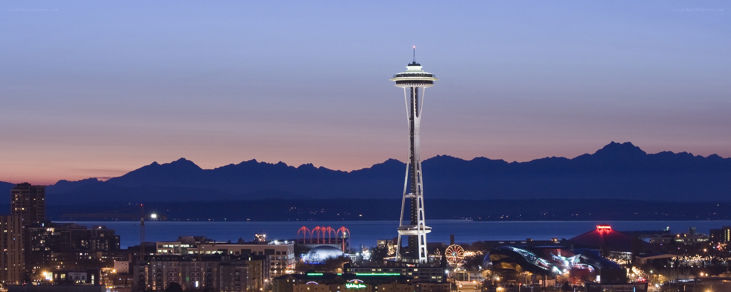 Seattle skyline at dusk