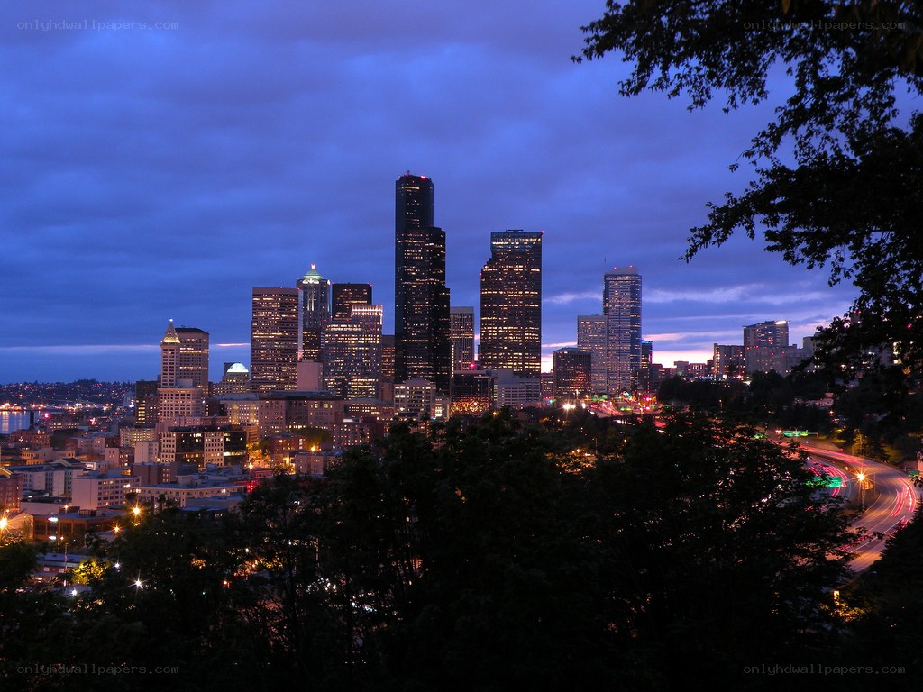 Seattle skyline at dusk