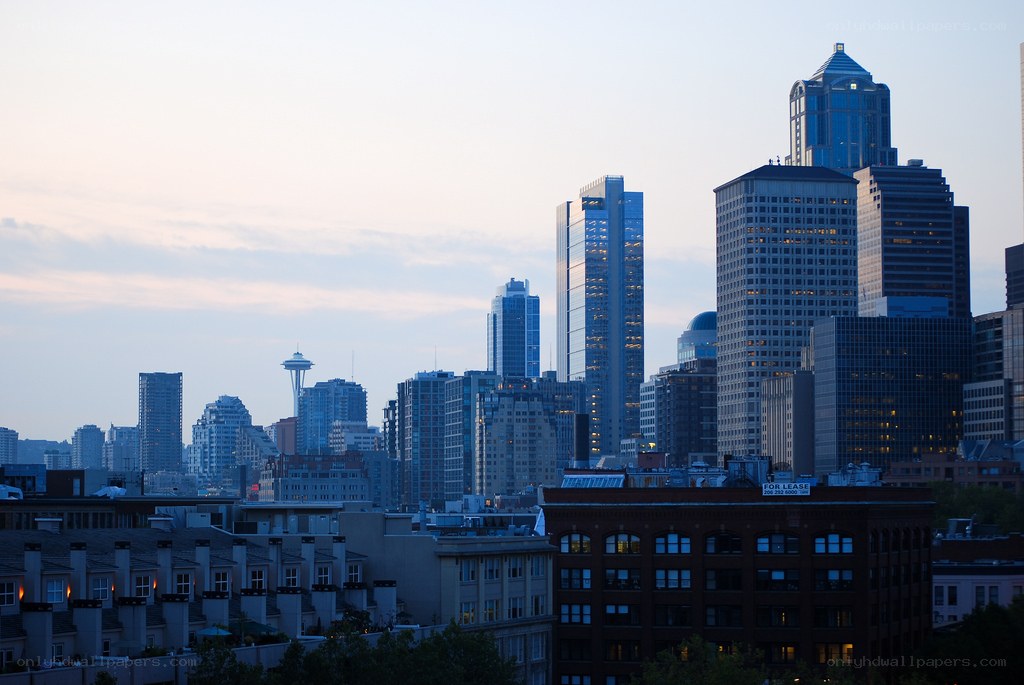 Seattle skyline at dusk