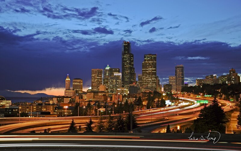 Seattle skyline at dusk