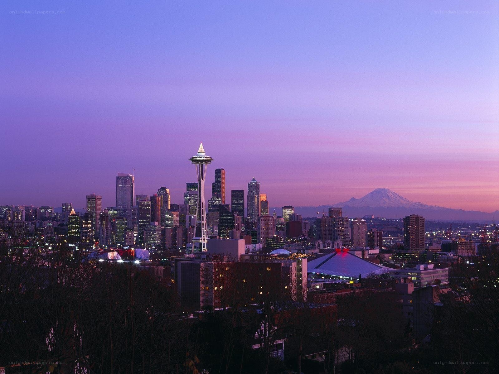 Seattle skyline at dusk