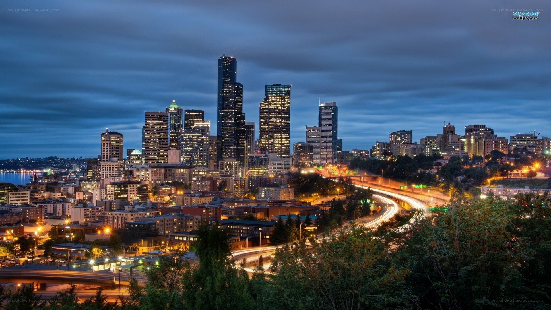 Seattle skyline at dusk