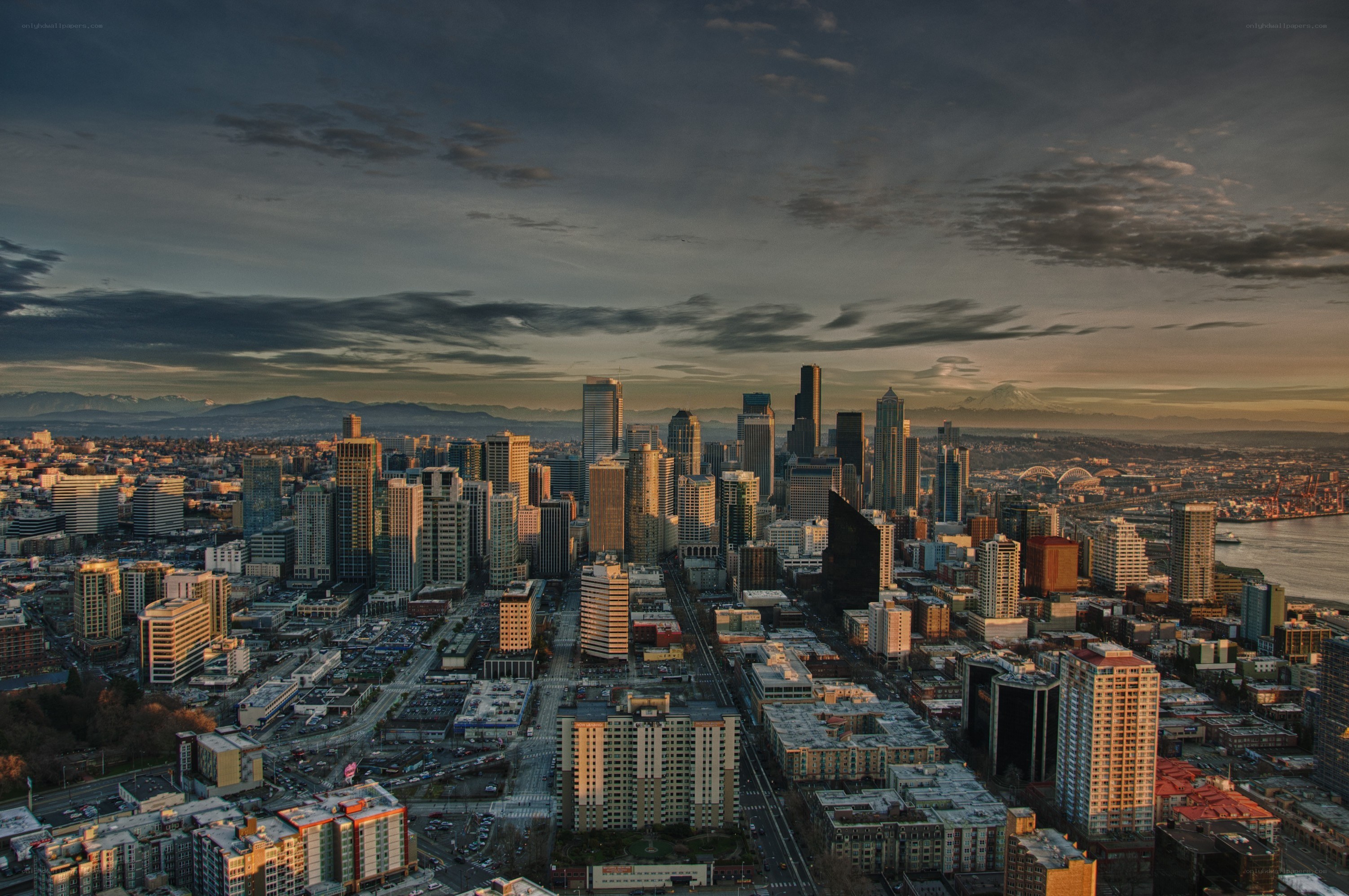 Seattle skyline at sunset
