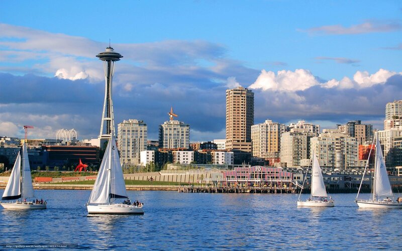 Seattle skyline with sailboats