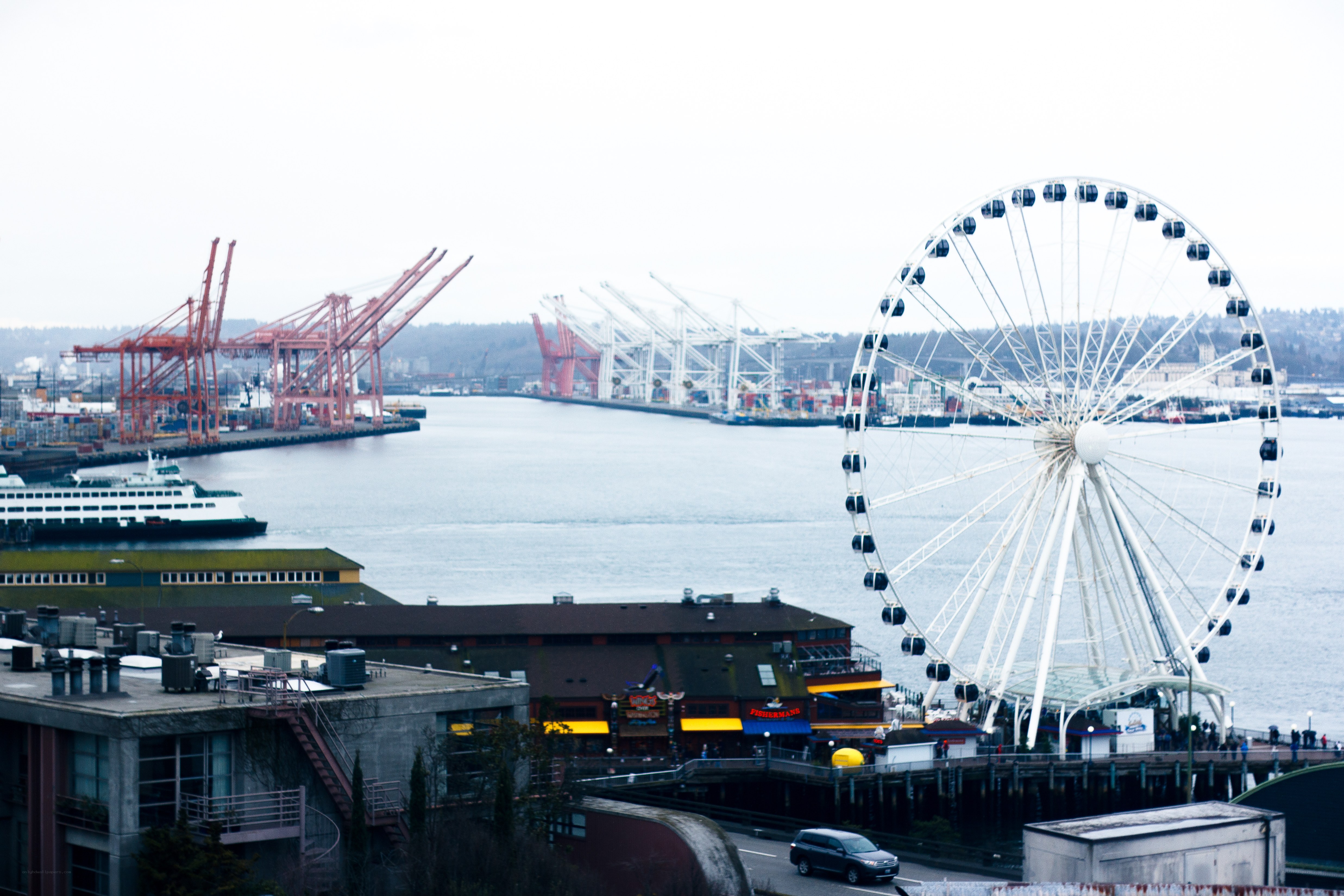 Seattle waterfront with Ferris wheel
