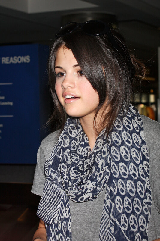 Selena Gomez at airport