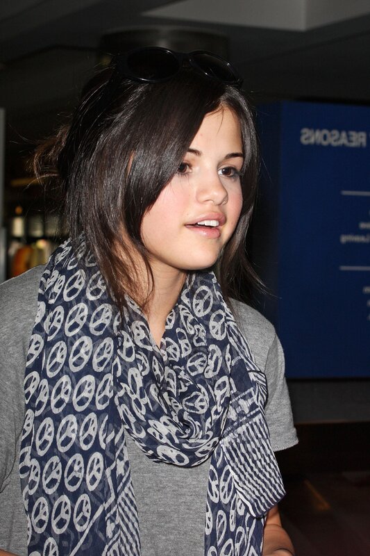 Selena Gomez at airport