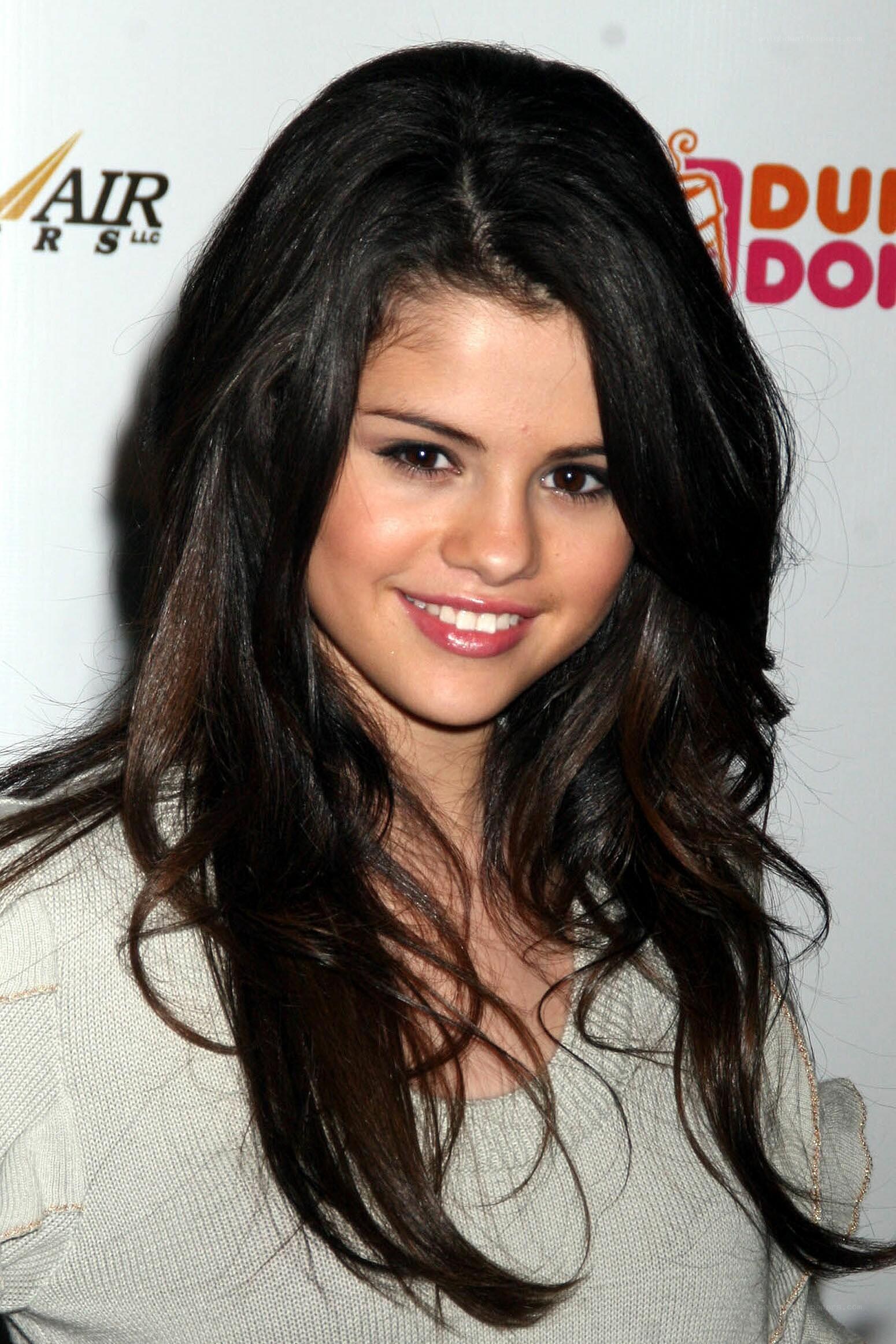 Selena Gomez at event