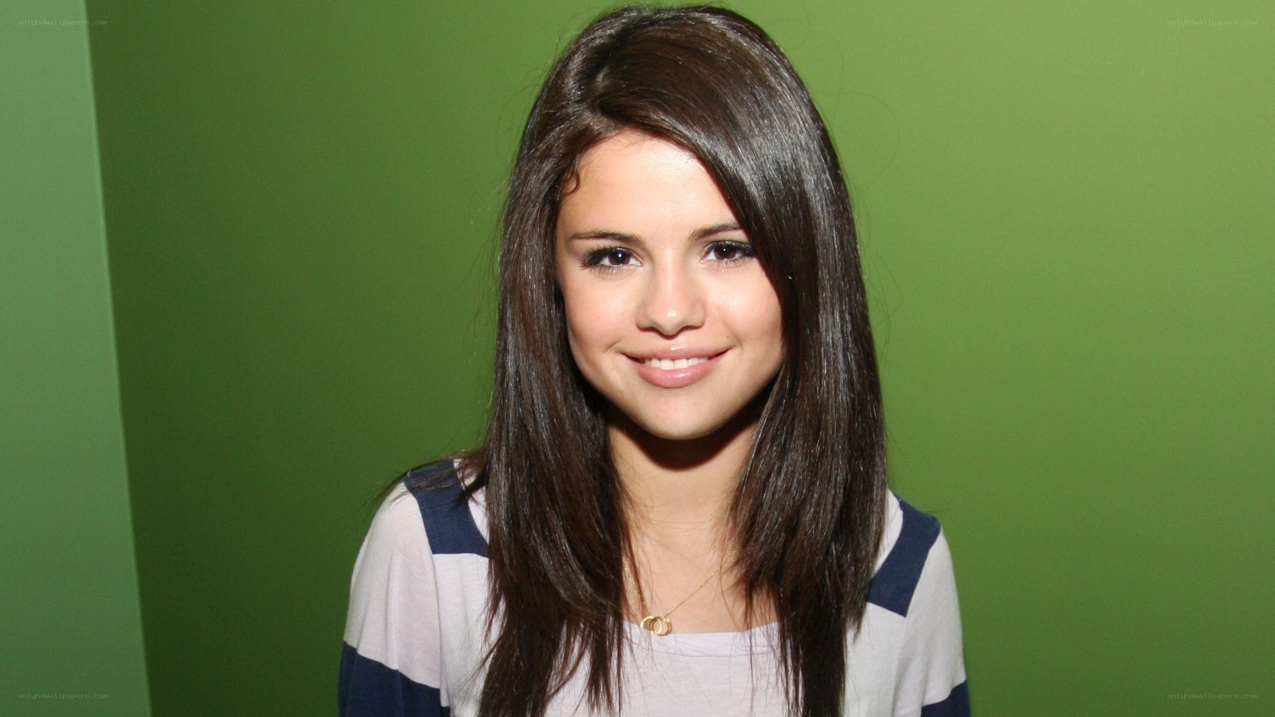 Selena Gomez smiling