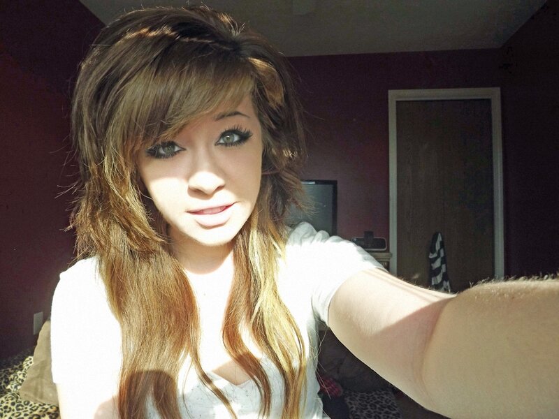 selfie with long layered hair