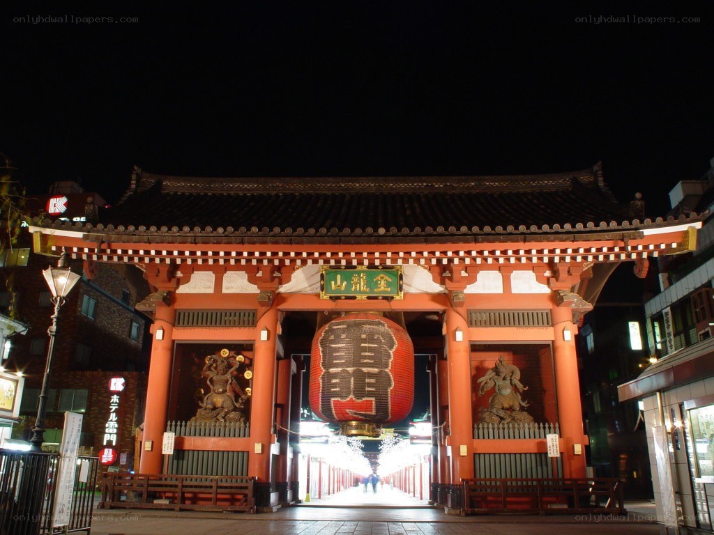 Senso-ji Temple at night