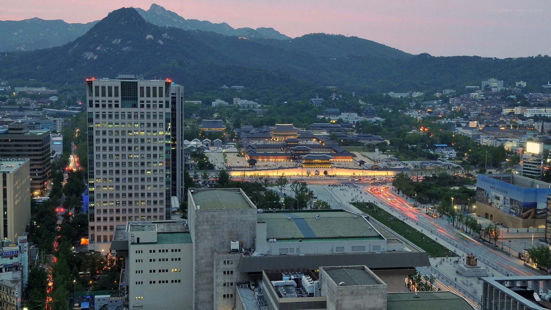 Seoul cityscape at dusk