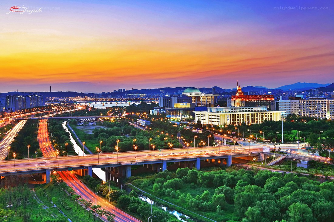 Seoul cityscape at sunset