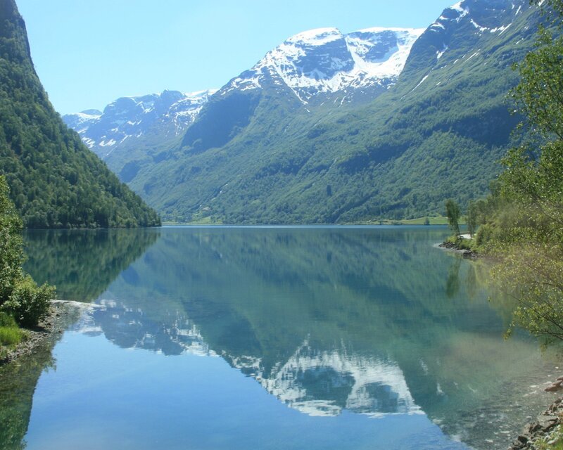 serene lake with mountain reflection