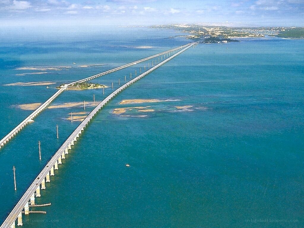 Seven Mile Bridge aerial view