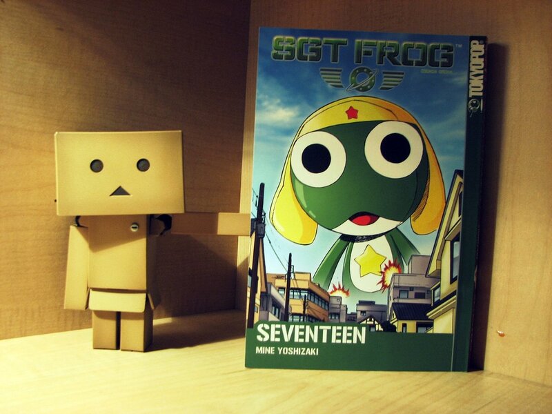 Sgt. Frog book with Danbo figure